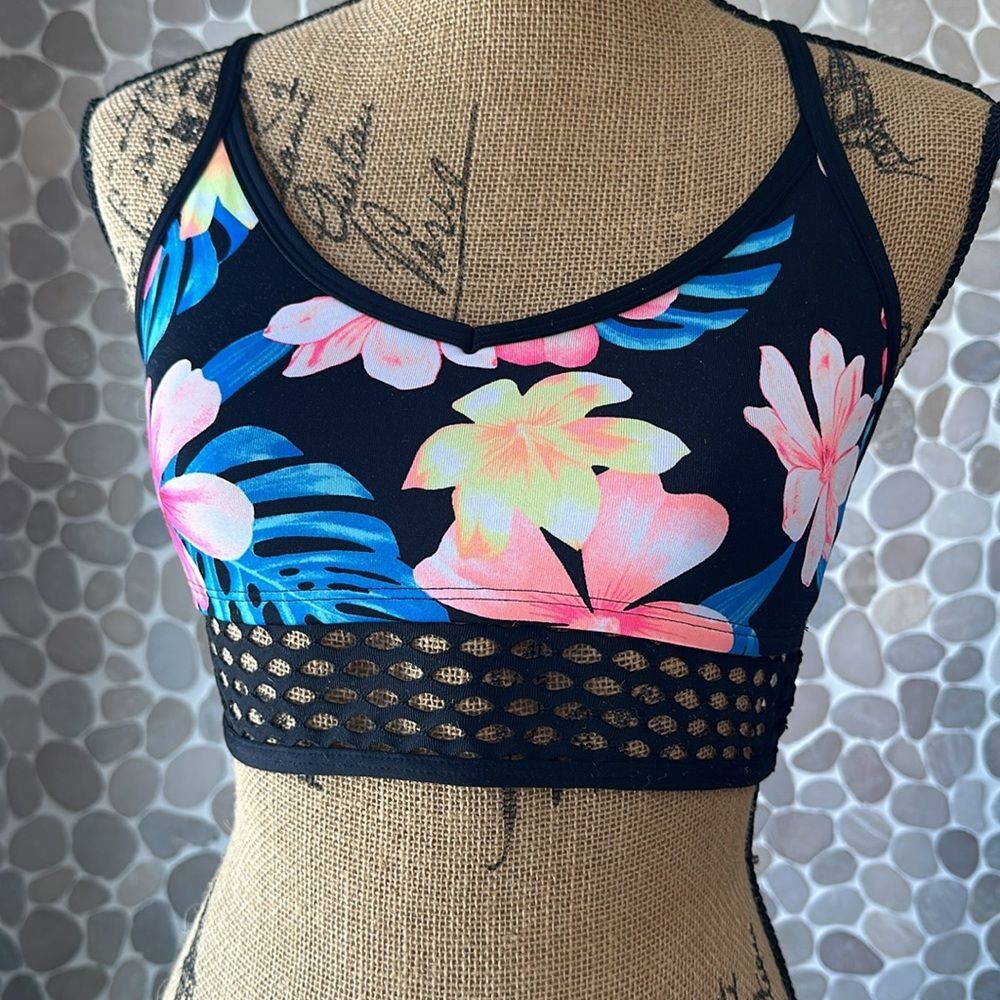 NWOT PINK Ultimate bikini/sports bra – size small - Picture 2 of 7